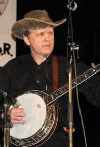 Lukáš Karlický      banjo, zpěv